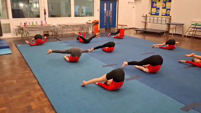 Warm upvstraddle hadleywood